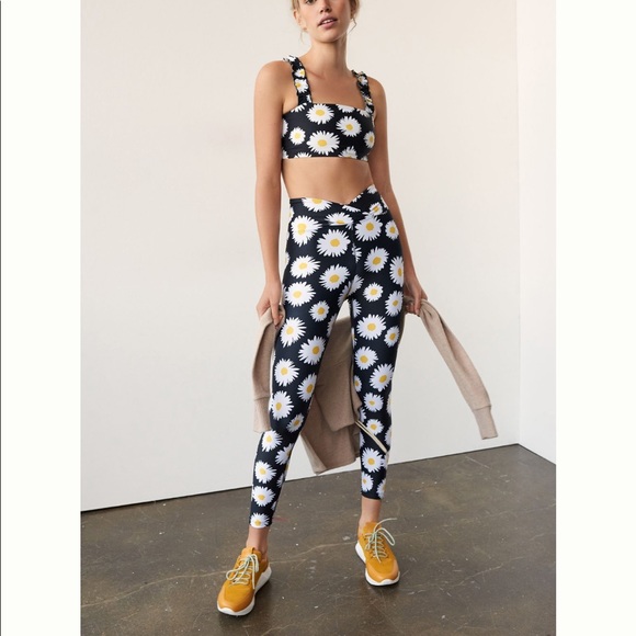 Anthropologie Other - Anthropologie Daisy workout set